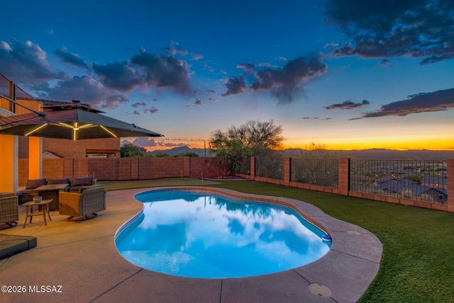39682 S Horse Run Drive, Tucson, AZ 85739