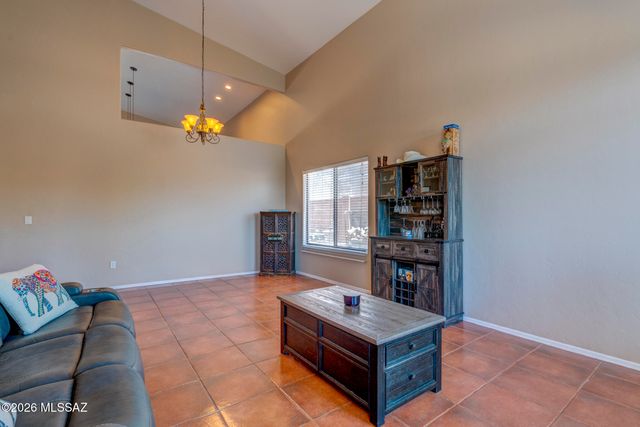 39682 S Horse Run Drive, Tucson, AZ 85739