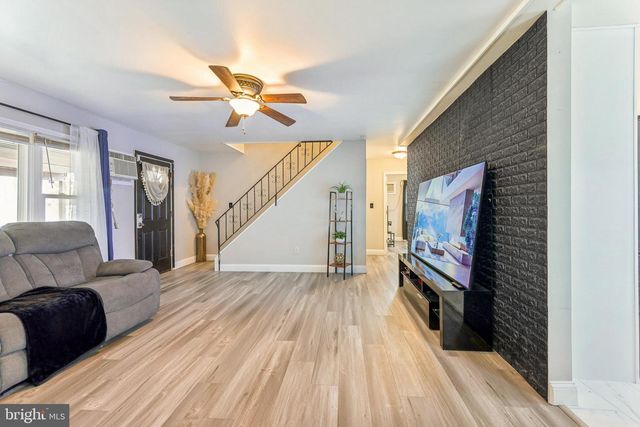 168 MILLBROOK DR, Willingboro, NJ 08046