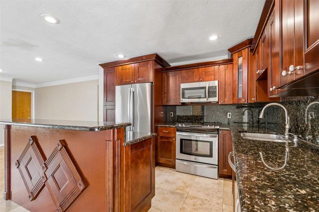 13541 87TH PLACE, Seminole, FL 33776
