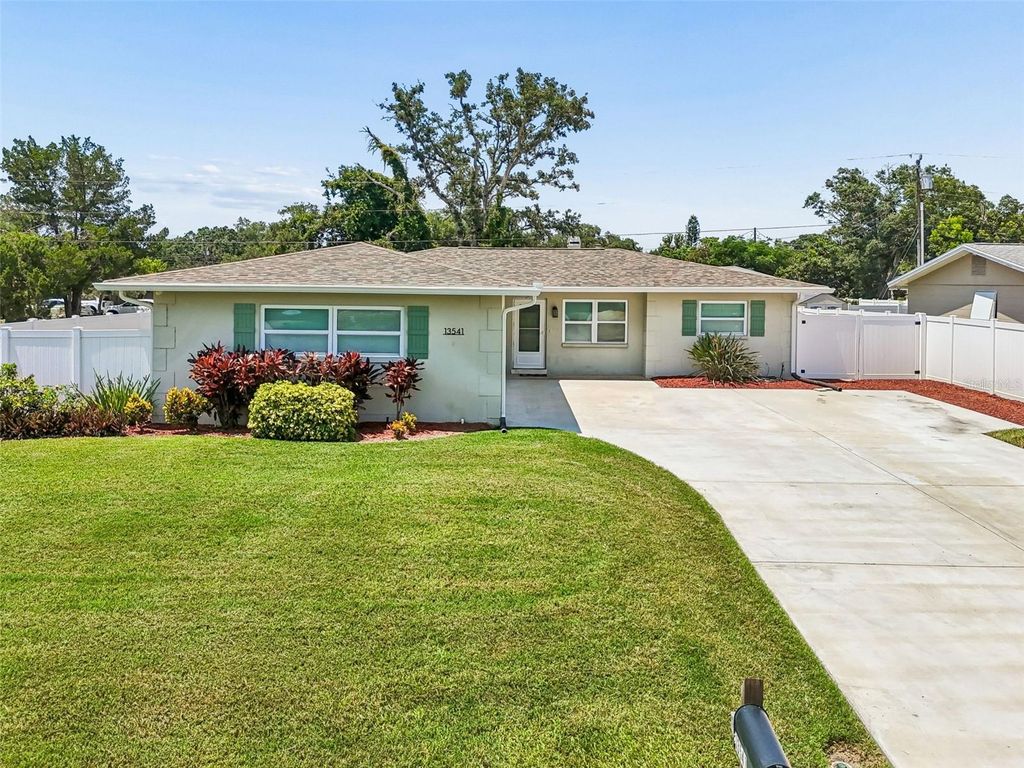 13541 87TH PLACE, Seminole, FL 33776