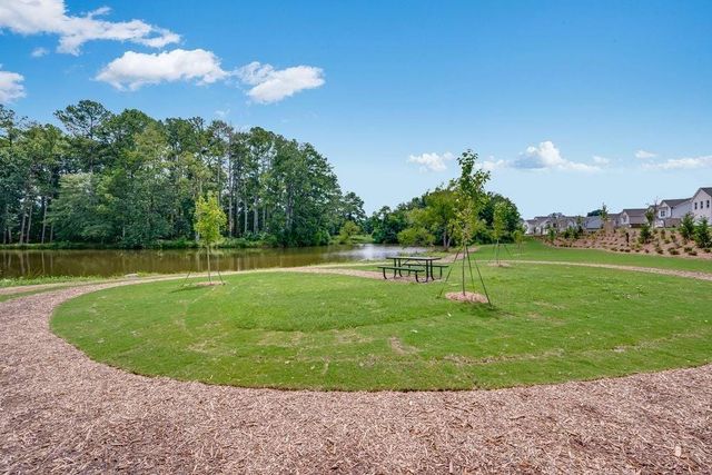 1693 Fawlocke Run, Loganville, GA 30052