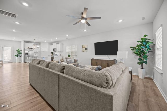 9232 Kitchin Farms Way, Wake Forest, NC 27587