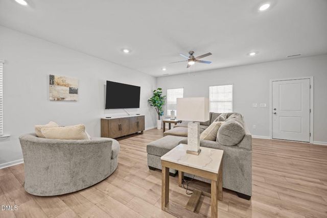 9232 Kitchin Farms Way, Wake Forest, NC 27587