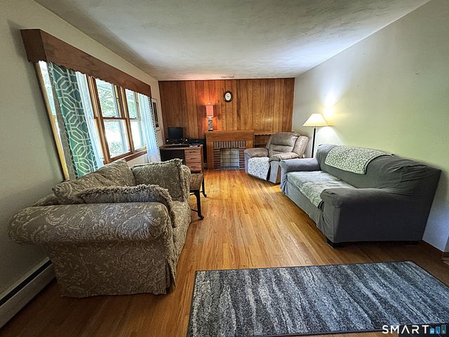95 Baltic Road, Norwich, CT 06360