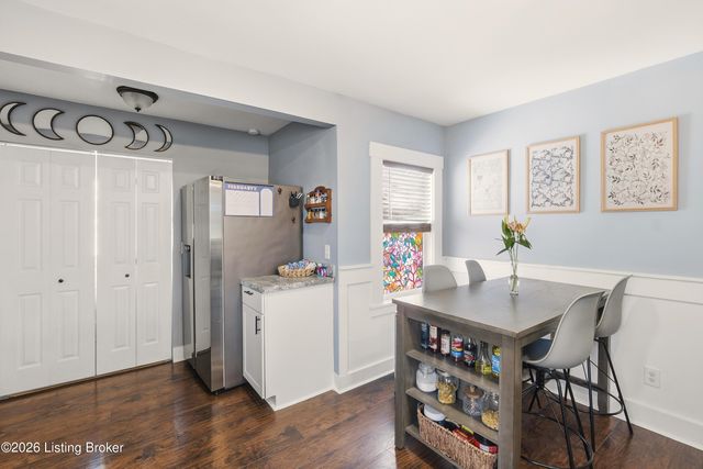 9205 Dempley Ave, Louisville, KY 40272