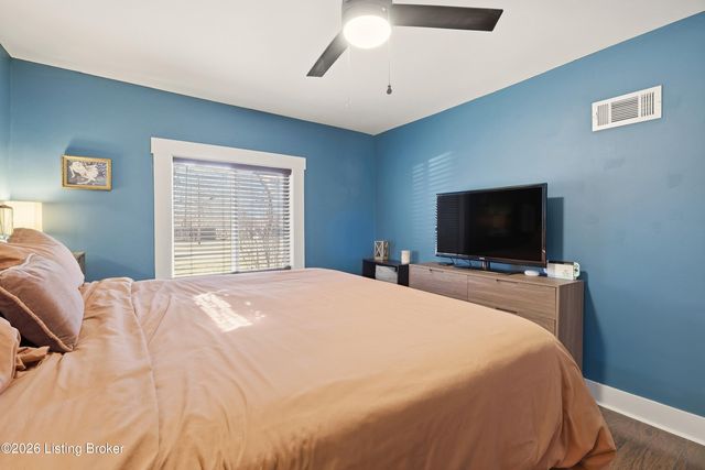 9205 Dempley Ave, Louisville, KY 40272