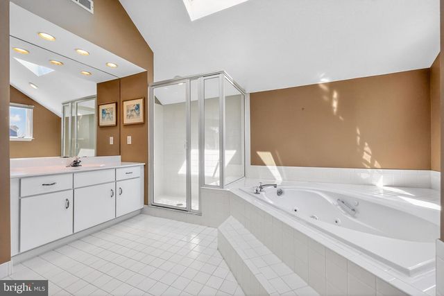 46 DOWNING LN, Voorhees, NJ 08043