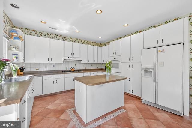 46 DOWNING LN, Voorhees, NJ 08043