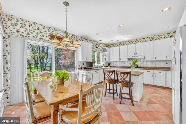 46 DOWNING LN, Voorhees, NJ 08043