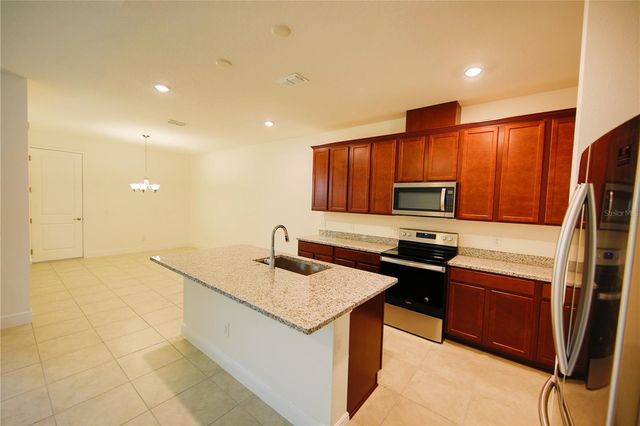7389 ALPINE BUTTERFLY LANE, Orlando, FL 32819