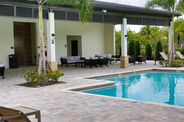 7389 ALPINE BUTTERFLY LANE, Orlando, FL 32819