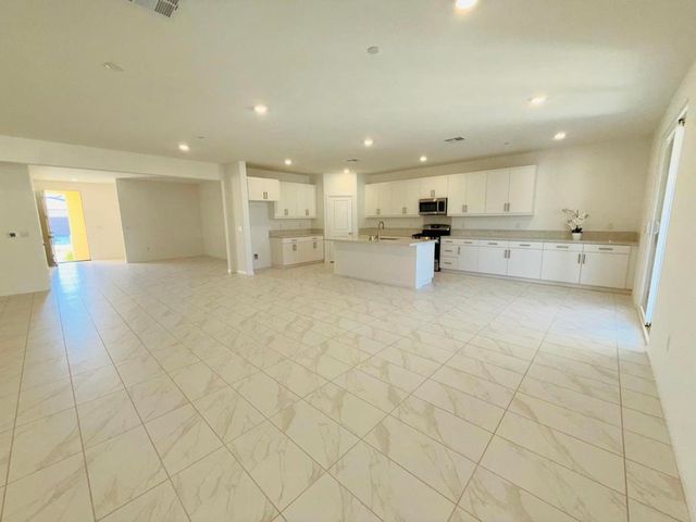 39171 Quixote Court, Indio, CA 92203