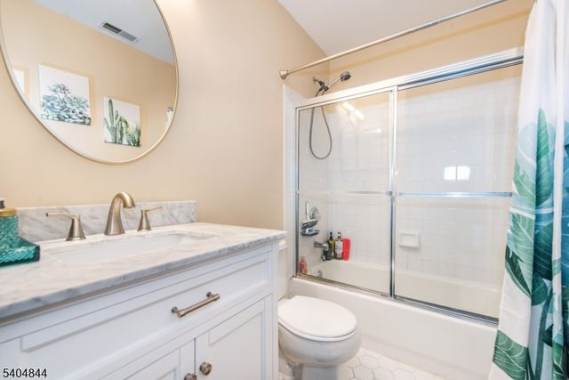 7 Hornbeam Way, Hardyston Twp., NJ 07419