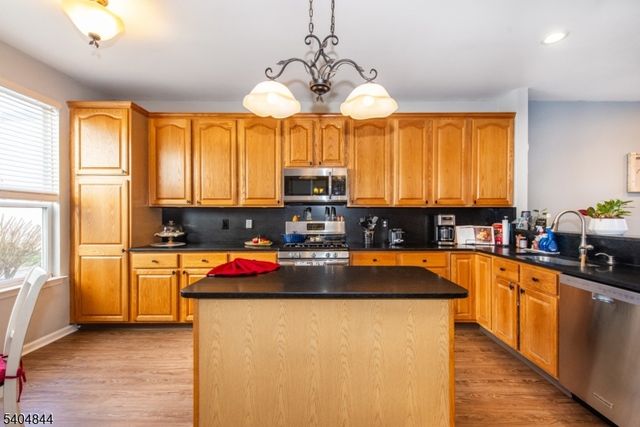 7 Hornbeam Way, Hardyston Twp., NJ 07419