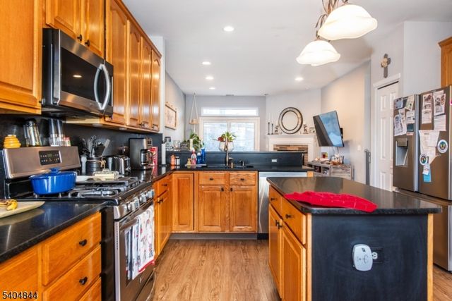 7 Hornbeam Way, Hardyston Twp., NJ 07419