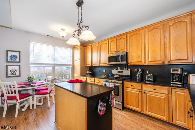 7 Hornbeam Way, Hardyston Twp., NJ 07419