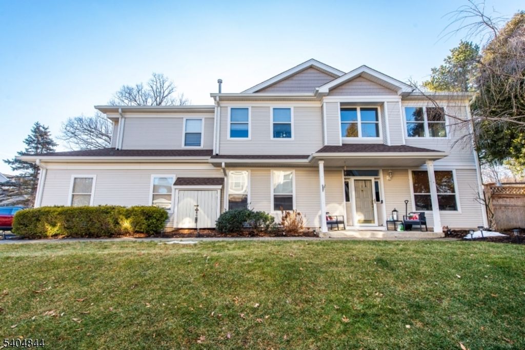 7 Hornbeam Way, Hardyston Twp., NJ 07419