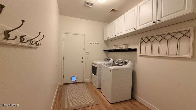 1121 E POWELL Way, Chandler, AZ 85249
