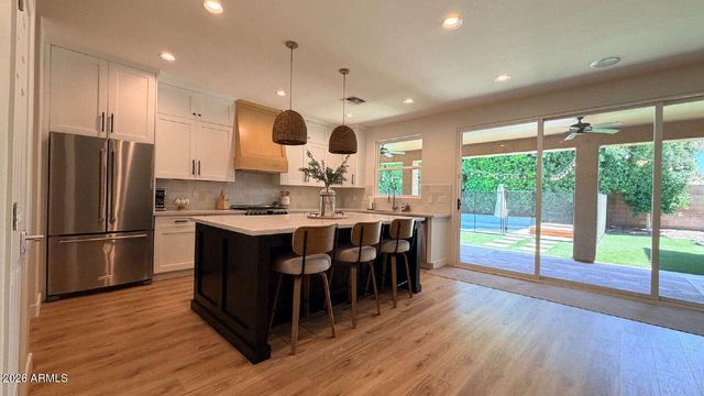 1121 E POWELL Way, Chandler, AZ 85249