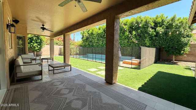 1121 E POWELL Way, Chandler, AZ 85249