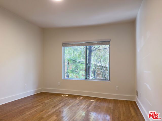 1947 Clinton Street 700, Los Angeles, CA 90026