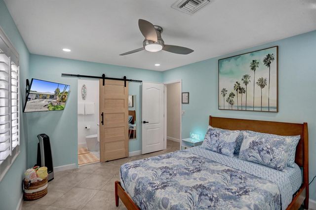 2500 NW 3RD Avenue 1-4, Wilton Manors, FL 33311