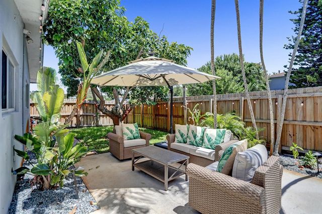 2500 NW 3RD Avenue 1-4, Wilton Manors, FL 33311