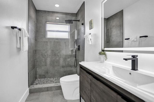 2500 NW 3RD Avenue 1-4, Wilton Manors, FL 33311