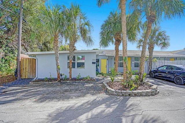 2500 NW 3RD Avenue 1-4, Wilton Manors, FL 33311