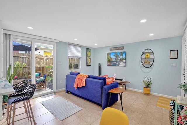 2500 NW 3RD Avenue 1-4, Wilton Manors, FL 33311