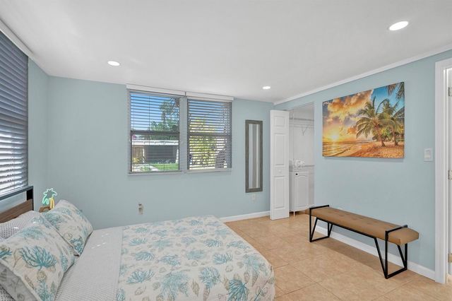 2500 NW 3RD Avenue 1-4, Wilton Manors, FL 33311