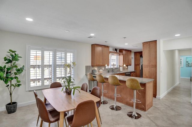 2500 NW 3RD Avenue 1-4, Wilton Manors, FL 33311