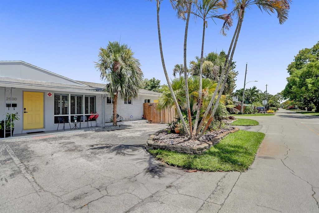 2500 NW 3RD Avenue 1-4, Wilton Manors, FL 33311