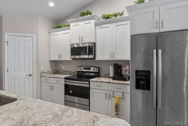 1223 W mcneal Road, Dunnellon, FL 34434