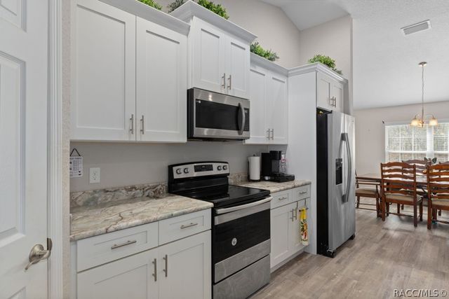 1223 W mcneal Road, Dunnellon, FL 34434