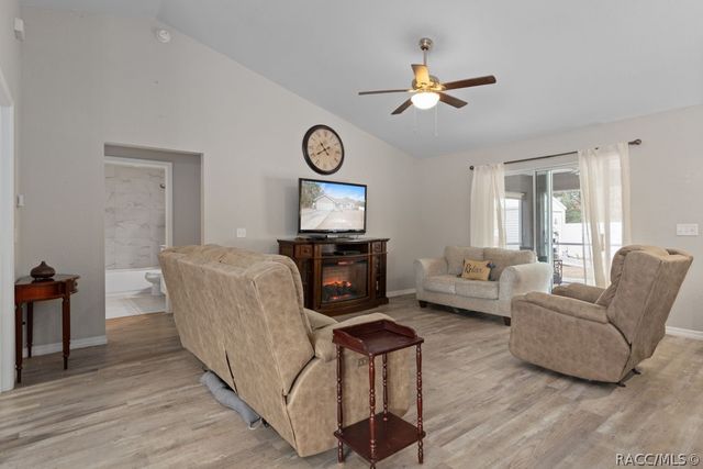 1223 W mcneal Road, Dunnellon, FL 34434