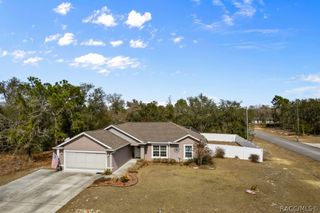 1223 W mcneal Road, Dunnellon, FL 34434