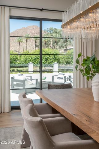 4737 E EXETER Boulevard, Phoenix, AZ 85018