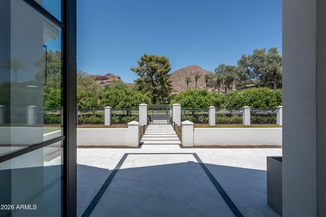 4737 E EXETER Boulevard, Phoenix, AZ 85018