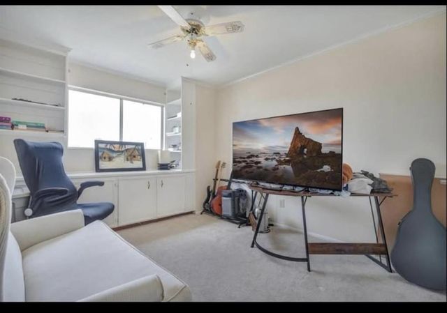 976 Sunmeadow Drive, Beaumont, TX 77706