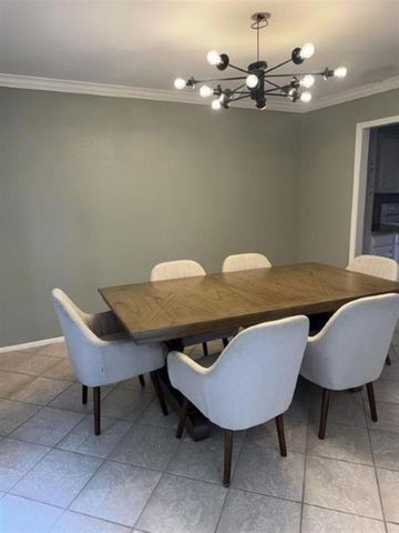 976 Sunmeadow Drive, Beaumont, TX 77706