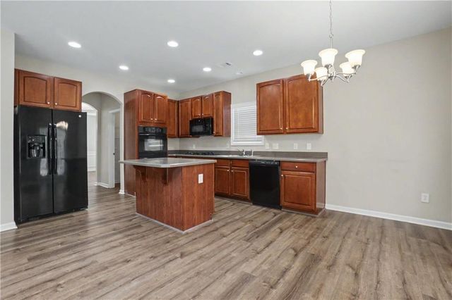 5412 The Vyne Avenue, Atlanta, GA 30349