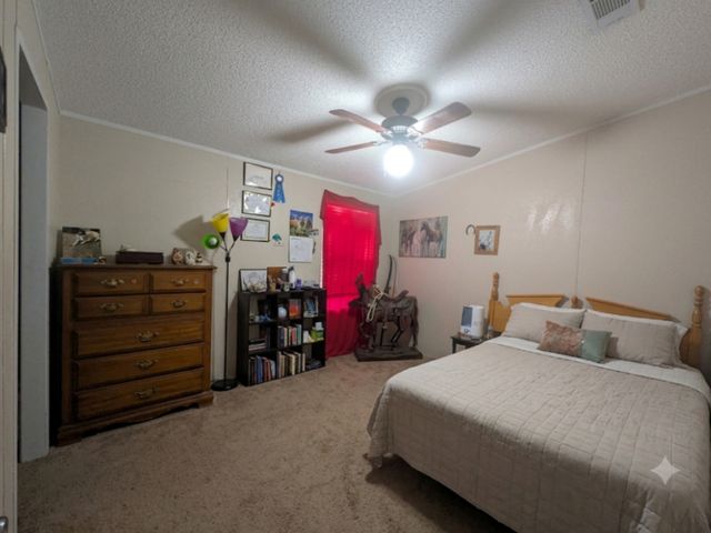 550 AVERY CIR, Poteet, TX 78065