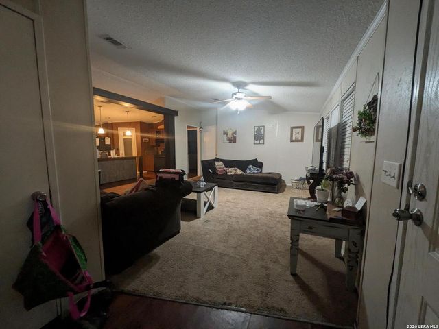 550 AVERY CIR, Poteet, TX 78065