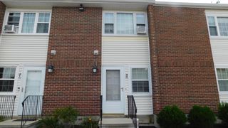 41 Foundry St 14-10, Easton, MA 02375