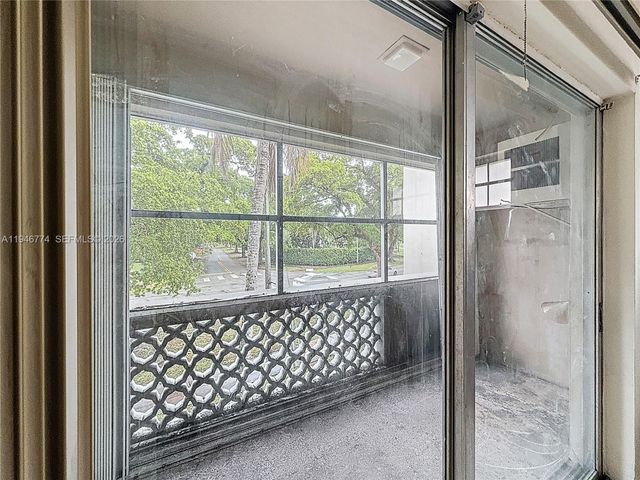 6580 Santona St A16, Coral Gables, FL 33146