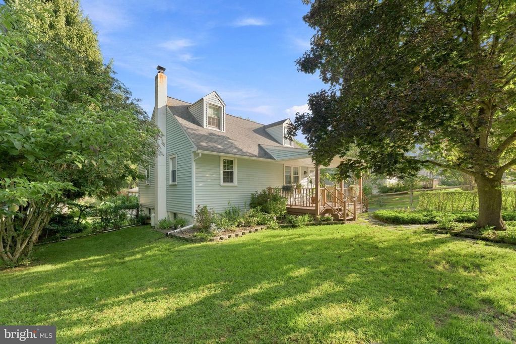 97 VILLAGE WAY RD, MALVERN, PA 19355 — photo 5