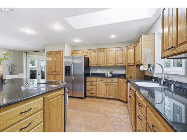 7673 Sw VLAHOS Dr, Wilsonville, OR 97070