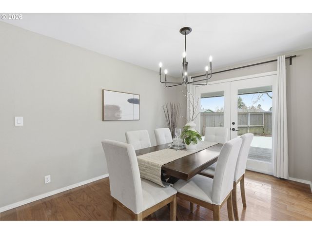 7673 Sw VLAHOS Dr, Wilsonville, OR 97070